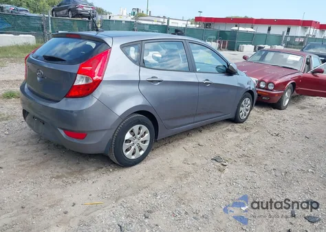 2015 Hyundai Accent Gs z USA, uszkodzony, nr VIN KMHCT5AE3FU231810